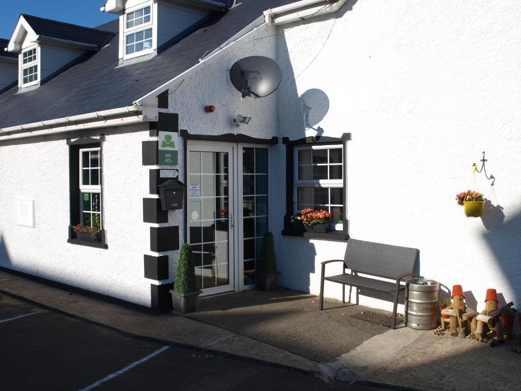 The River House Hostel Dungloe Exterior photo